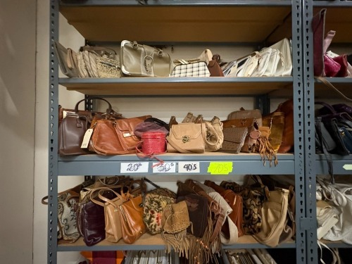 Lot of assorted purses