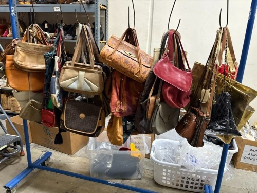Lot of assorted purses
