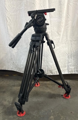 SACHTLER VIDEO 18 S1 FLUID HEAD W/ 5386 TRIPOD LEGS