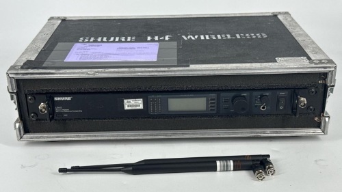 Qty: 2 - SHURE 1CH BETA58 H4 518-578 MHZ RF PKG