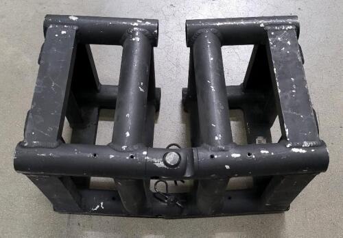 Qty: 5 - TRUSS HINGE 12IN X 12IN BOLT ART. VERT BLK - TOMCAT