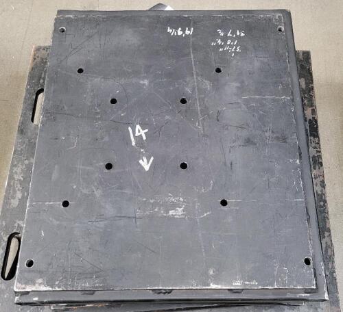 Qty: 4 - TRUSS BASE STEEL 30IN X 25IN X 2.25IN 103LB - 12+20