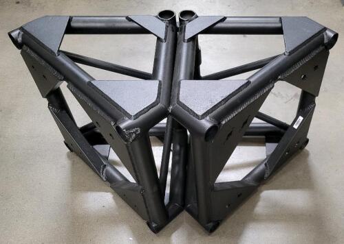 Qty: 2 - TRUSS HINGE 20IN X 20IN BOLT ART. HORIZ BLK - TOMCAT