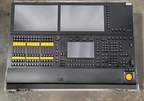 MA GRAND MA2 LIGHT 4096CH CONSOLE W/ NPU