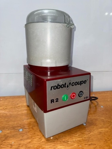 Robot Coupe R2 Commercial Food Processor - 3 Qt
