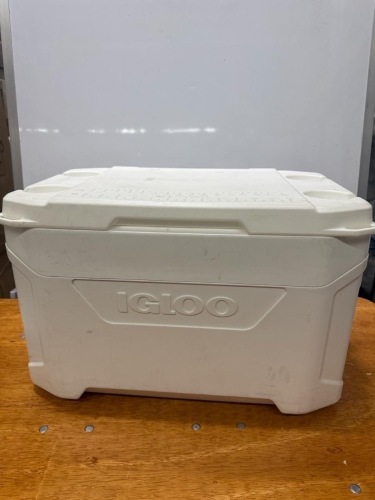Igloo Heavy-Duty Cooler - White