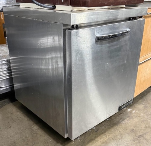 Continental commercial undercounter refrigerator