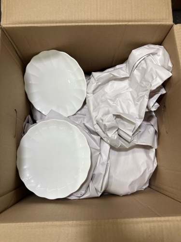 Box Lot of Plates