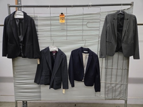 Collection of (4) 2000's era women's blazers