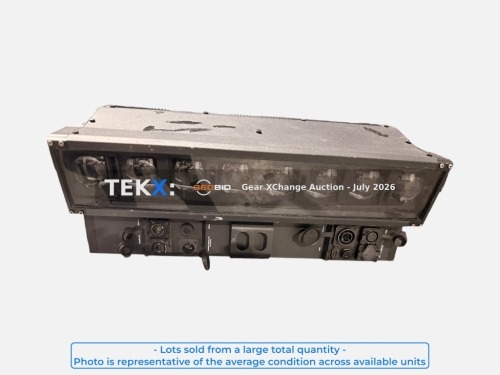 (1) - Chauvet Professional PXL Bar 8