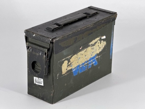 CASE METAL WITH HINGED LID