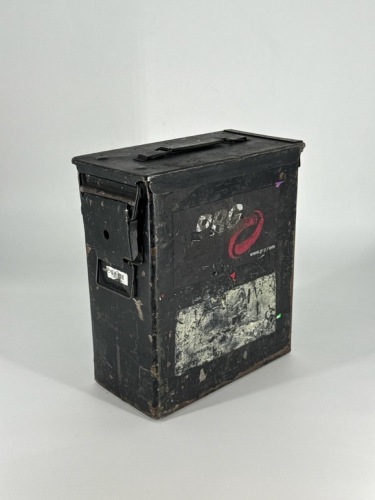 CASE METAL WITH HINGED LID