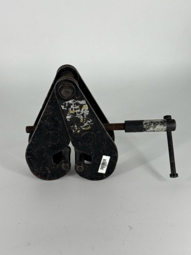 Qty: x9 - I-BEAM CLAMP 3IN - 8IN 1T CM