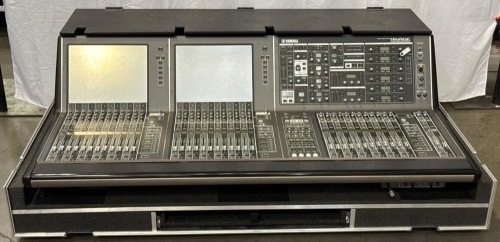YAMAHA RIVAGE PM7 SYSTEM WITH CSD-R7 SURFACE AND RPIO 622 STAGE RACK