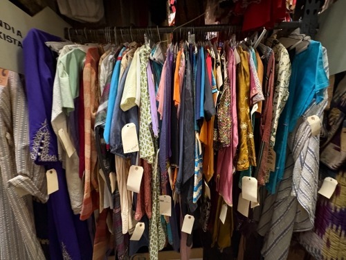 Collection of cultural costumes, "India & Pakistan"